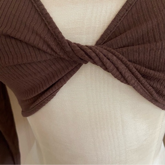 Garage Twisted Long Sleeve Chocolate Brown Shirt Women’s Size Medium - Picture 4 of 6